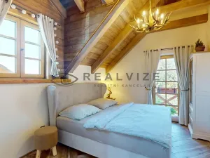 Prodej apartmánu, Lipí, 155 m2