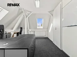 Pronájem kanceláře, Plzeň, Ostrovní, 68 m2