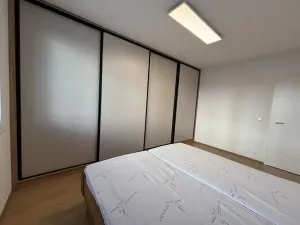 Pronájem bytu 2+kk, Praha - Chodov, Nebřenická, 55 m2