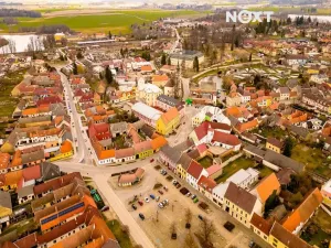 Prodej obchodního prostoru, Kardašova Řečice, nám. J. Hrubého, 550 m2