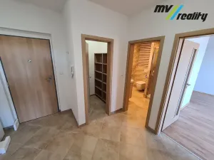 Pronájem bytu 2+kk, Nymburk, Ke Strouze, 58 m2