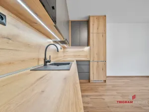 Pronájem bytu 2+kk, Hradec Králové - Třebeš, Pod Zámečkem, 60 m2