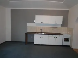 Pronájem bytu 2+kk, Teplice, Hudcovská, 40 m2