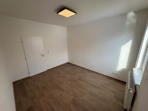 Pronájem bytu 3+kk, Praha, Únorová, 73 m2
