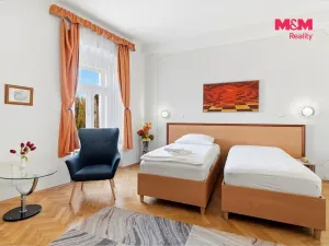 Prodej ubytování, Mladá Boleslav - Mladá Boleslav II, Českobratrské náměstí, 961 m2