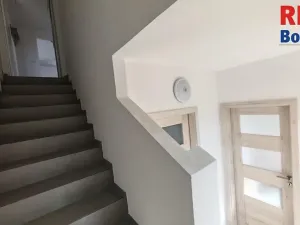 Prodej rodinného domu, Mnichovo Hradiště, Okružní, 170 m2