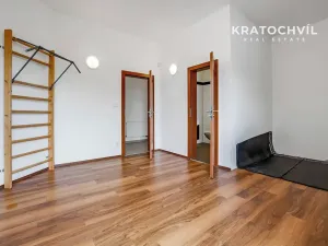 Prodej rodinného domu, Praha - Velká Chuchle, U bažantnice, 674 m2