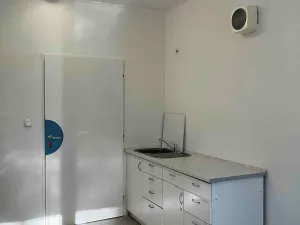Pronájem ordinace, Neratovice, 32 m2