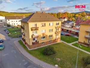 Prodej bytu 3+1, Nýrsko, Klatovská, 88 m2