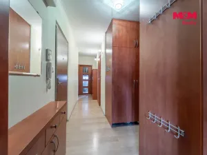 Prodej bytu 3+1, Praha - Horní Počernice, Mezilesí, 75 m2