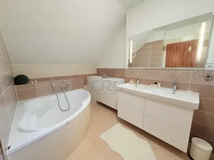 Prodej rodinného domu, Čebín, 158 m2