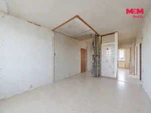 Prodej bytu 3+1, Chodov, Čs. odbojářů, 83 m2