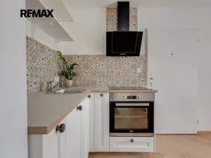 Prodej rodinného domu, Praha - Malešice, Bakalářská, 207 m2