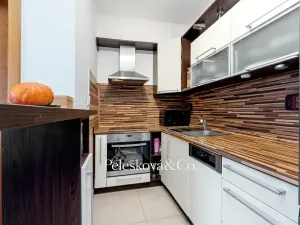 Pronájem bytu 2+kk, Praha - Suchdol, Májová, 45 m2