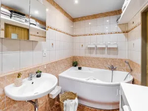 Prodej bytu 3+1, České Budějovice, A. Trägera, 63 m2
