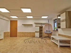 Prodej rodinného domu, Pesvice, 200 m2