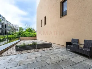 Prodej bytu 1+kk, Praha - Karlín, U Mlýnského kanálu, 80 m2
