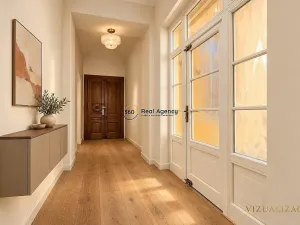 Prodej bytu 2+1, Praha - Smíchov, Štefánikova, 93 m2