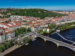 Prodej bytu 2+1, Praha - Smíchov, Štefánikova, 93 m2