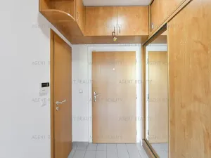 Pronájem bytu 2+kk, Praha - Řepy, Čistovická, 51 m2