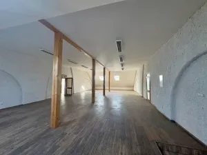 Prodej obchodního prostoru, Lysá nad Labem, Československé armády, 700 m2