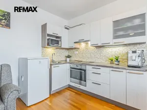 Prodej bytu 3+kk, Lysá nad Labem, Na Zemské stezce, 76 m2