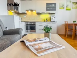 Prodej bytu 3+kk, Lysá nad Labem, Na Zemské stezce, 76 m2