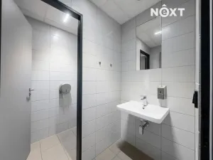 Pronájem obchodního prostoru, Pardubice, Na Spravedlnosti, 110 m2