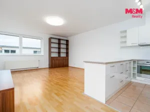 Prodej bytu 2+kk, Praha - Kyje, Sicherova, 64 m2