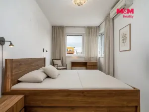 Prodej bytu 2+kk, Praha - Kyje, Sicherova, 64 m2