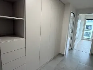 Pronájem bytu 2+kk, Praha - Chodov, Komárkova, 57 m2