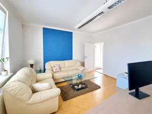 Pronájem kanceláře, Zlín, Pod Vodojemem, 180 m2