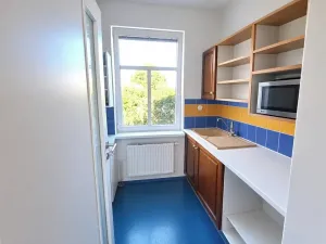 Pronájem kanceláře, Zlín, Pod Vodojemem, 180 m2
