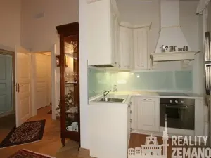 Pronájem bytu 1+kk, Praha - Vinohrady, Italská, 41 m2