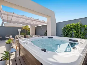 Prodej bytu 4+kk, Estepona, Španělsko, 106 m2