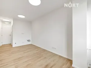 Prodej bytu 1+kk, Praha - Kyje, Vajgarská, 17 m2