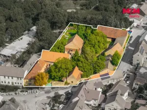 Prodej zemědělské usedlosti, Buštěhrad, Náměstí, 4516 m2