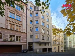 Pronájem bytu 3+kk, Karlovy Vary, Moravská, 80 m2