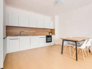 Pronájem bytu 3+kk, Praha - Vysočany, Hindlova, 82 m2