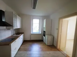 Pronájem rodinného domu, Praha - Libuš, 210 m2
