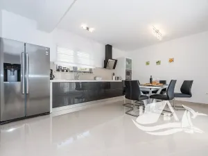 Prodej rodinného domu, Rogoznica, Chorvatsko, 180 m2