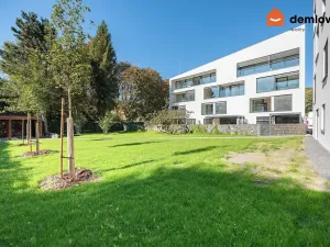 Pronájem bytu 2+kk, Ostrava, Na Burni, 61 m2
