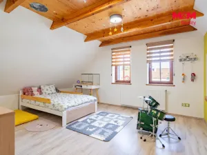 Prodej rodinného domu, Lužnice, 180 m2