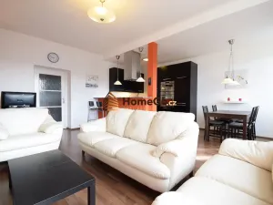 Pronájem bytu 2+kk, Praha - Vršovice, Vršovická, 78 m2