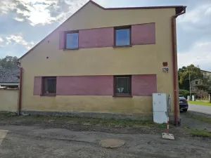 Prodej rodinného domu, Kolinec, 455 m2