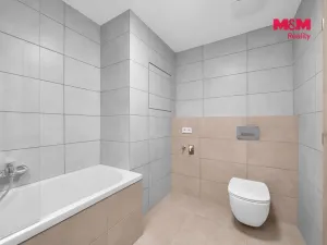 Pronájem bytu 2+kk, Pardubice - Ohrazenice, U Sportovní školy, 51 m2