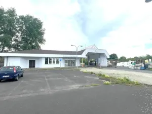 Pronájem komerčního pozemku, Louny, Postoloprtská, 2250 m2