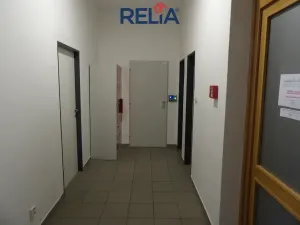 Pronájem kanceláře, Liberec, nám. Soukenné, 45 m2