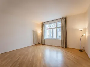 Pronájem bytu 4+1, Praha - Nové Město, Odborů, 100 m2