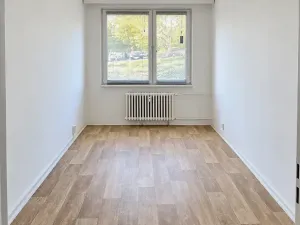 Pronájem bytu 2+kk, Praha - Černý Most, Bryksova, 39 m2